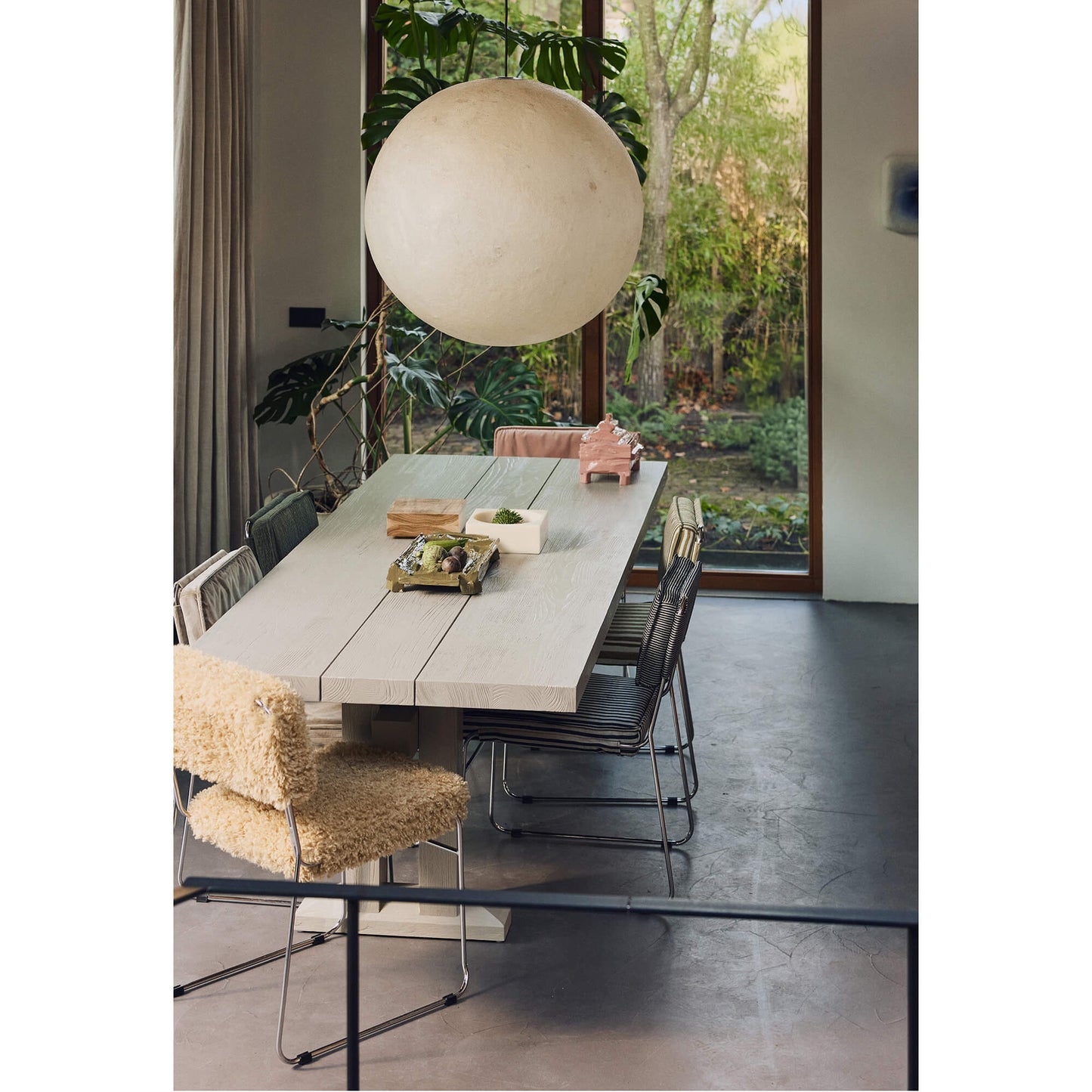 Chaise velours et métal "Endless" - Rose litchi