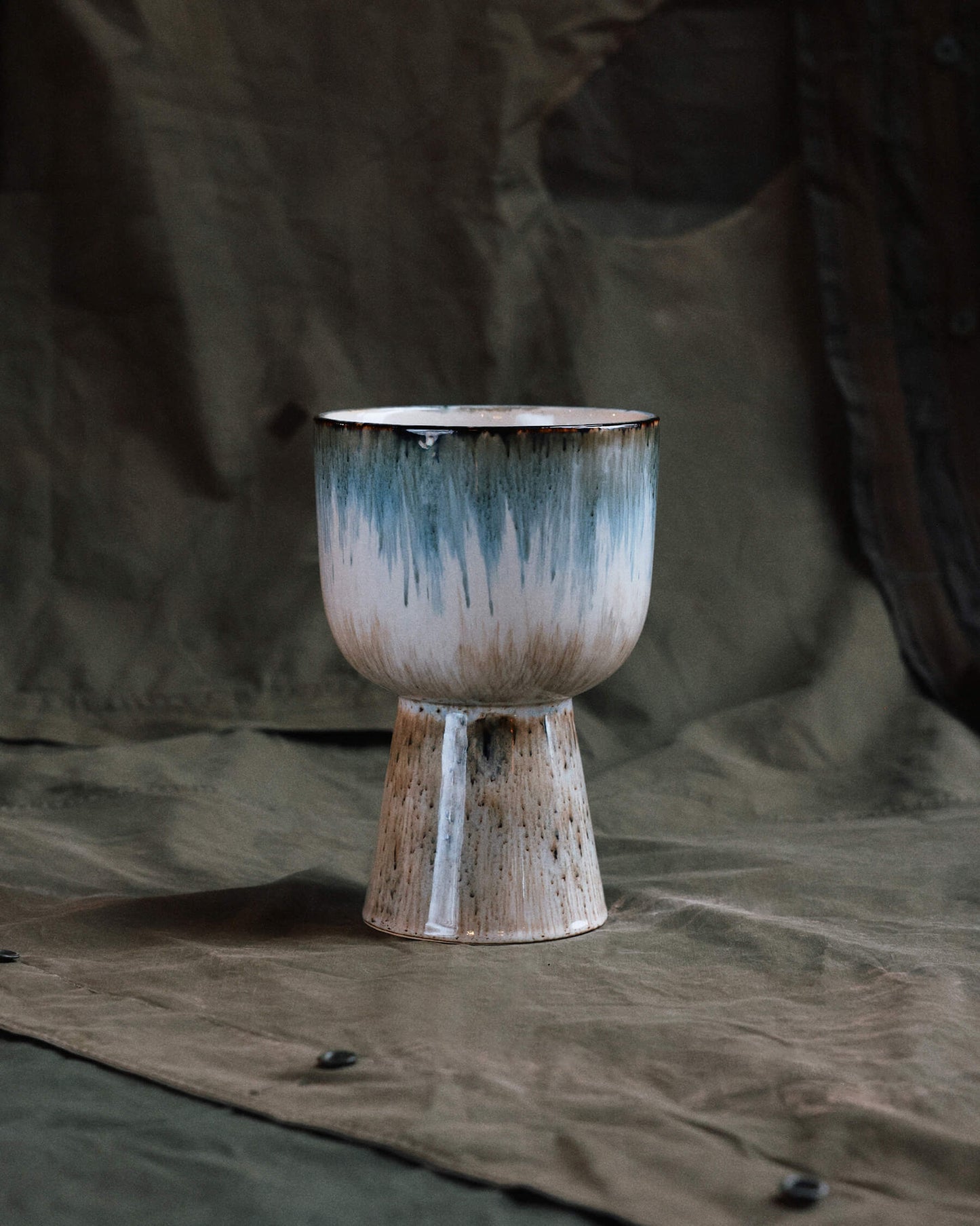 Cache-pot sur pied céramique - Glacier