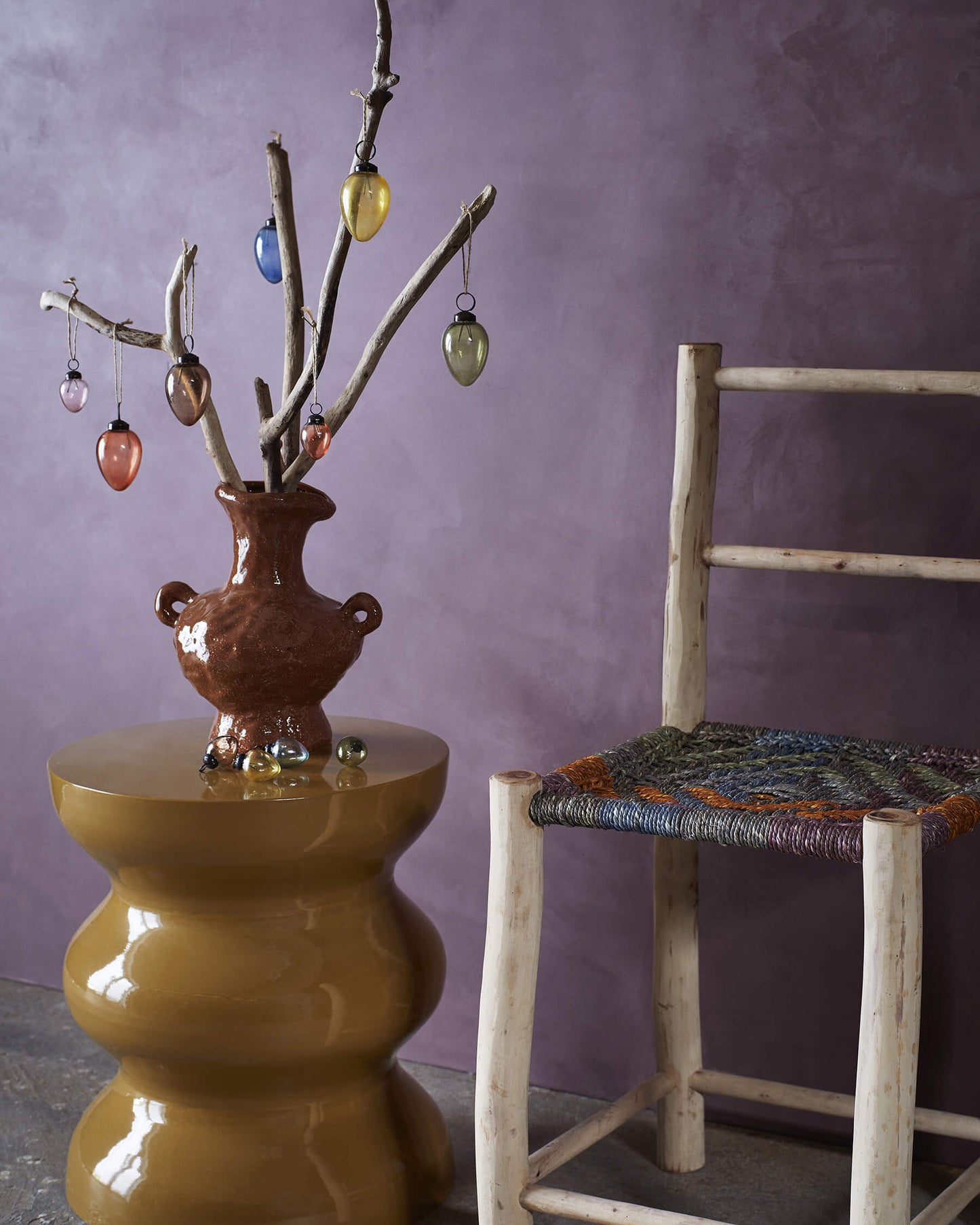 Table d'appoint métal laqué - Ocre