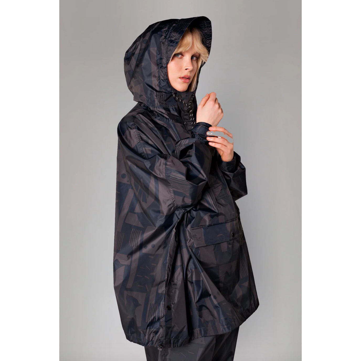 Anorak imperméable "Back to Black"