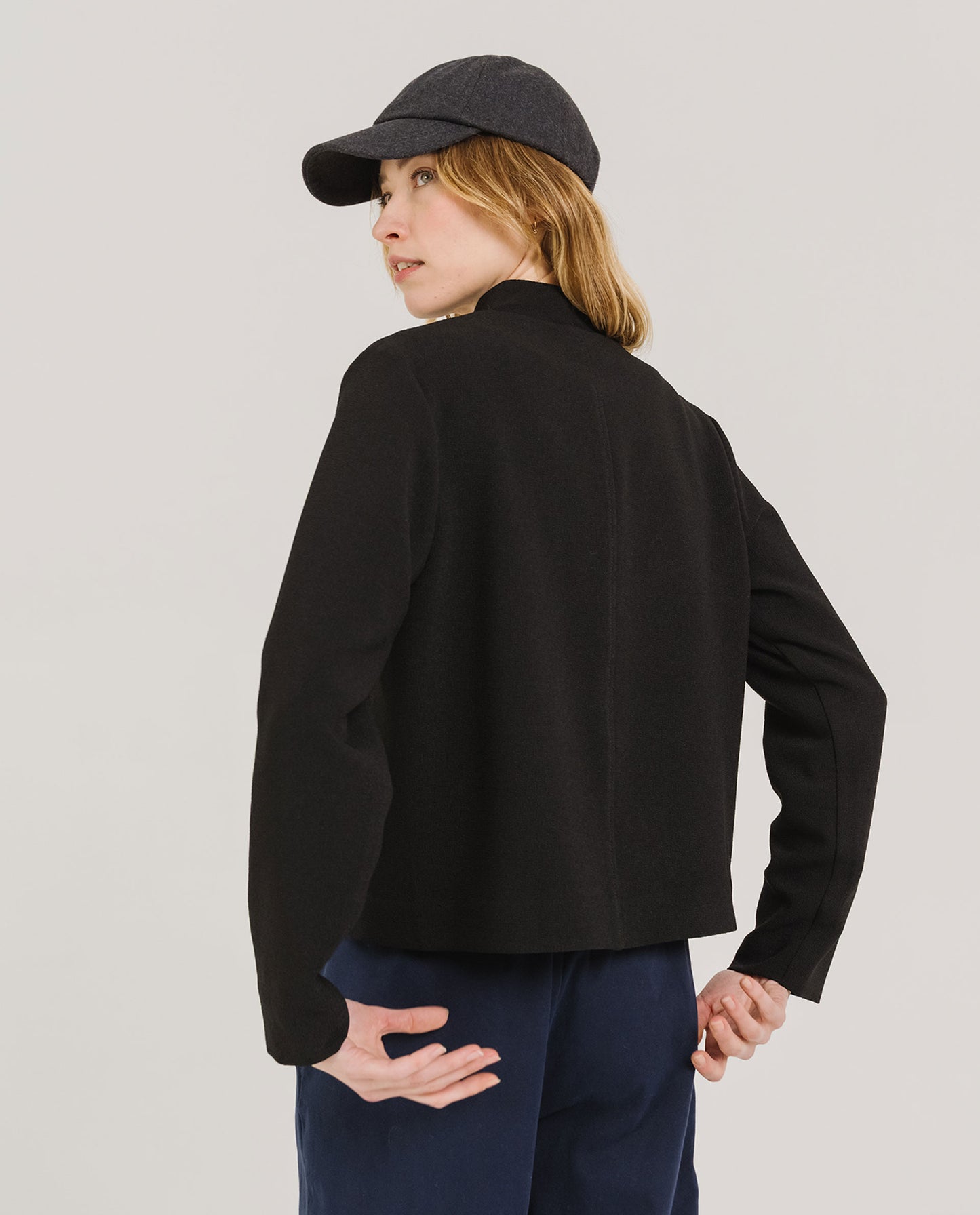 Veste crêpe "Curt Tribu" - Noir