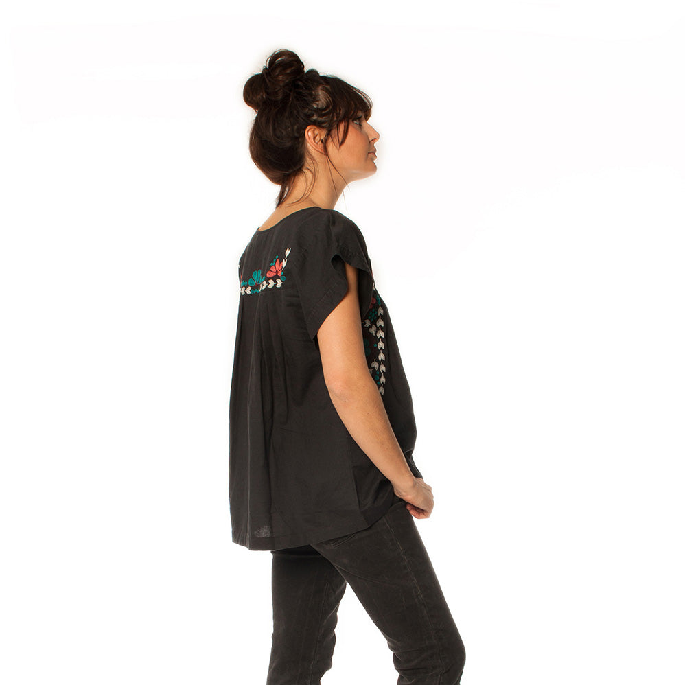 Blouse brodée "Kalyani" - Noir