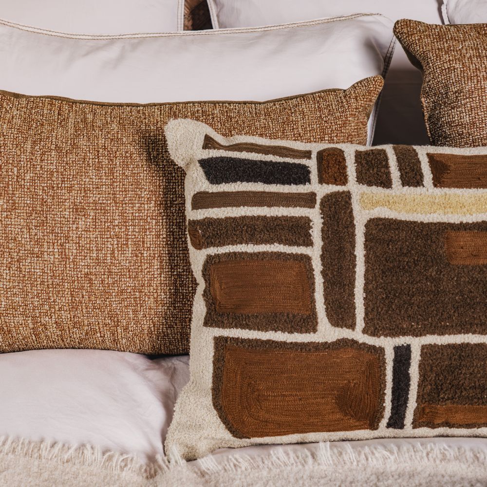 Coussin brodé "Cosmo" - Brown