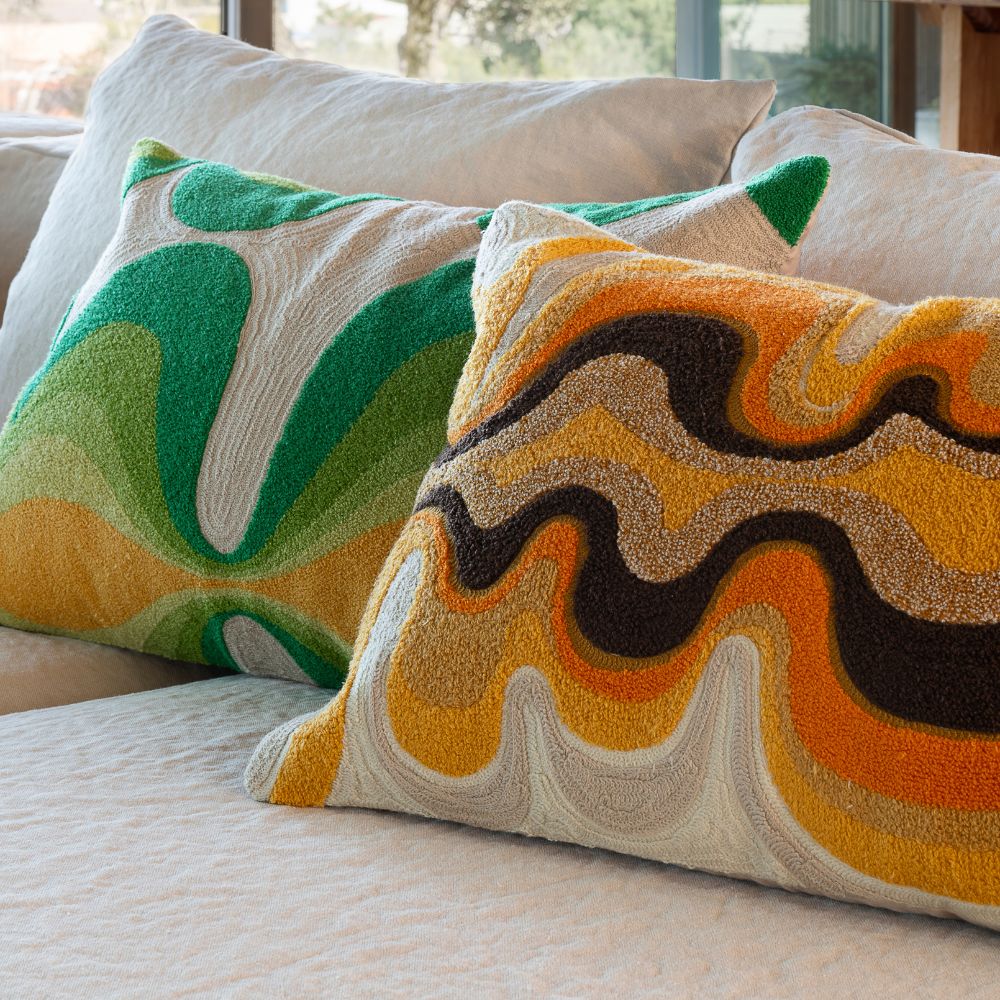 Coussin brodé "Cosmo" - Curcuma