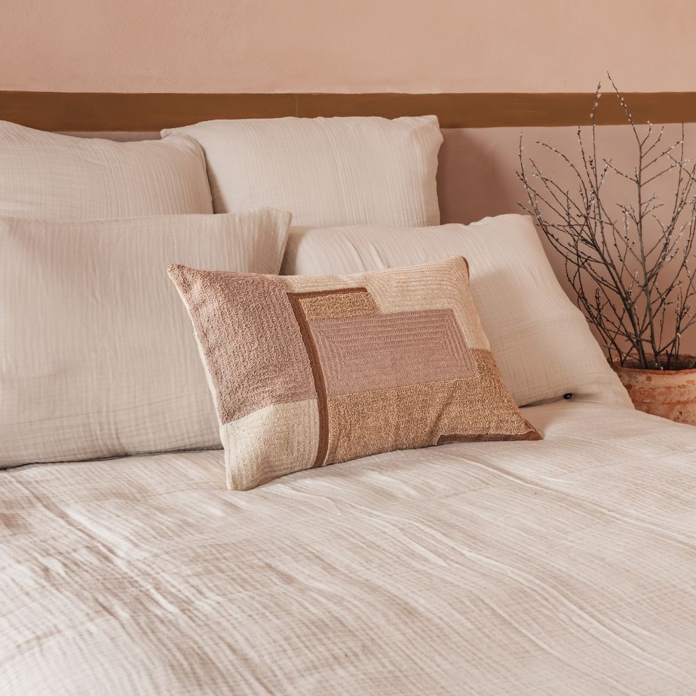 Coussin brodé "Cosmo" - Ginger