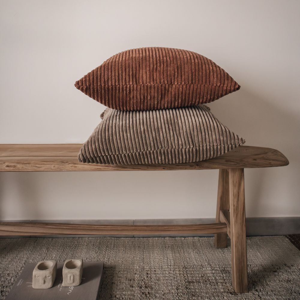 Coussin velours cord "Loom" - Mocca
