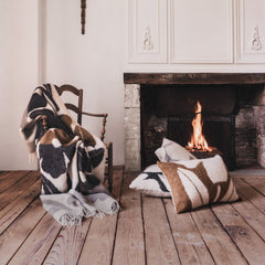 Coussin en laine à motifs fleuris "Mimo" - Camel