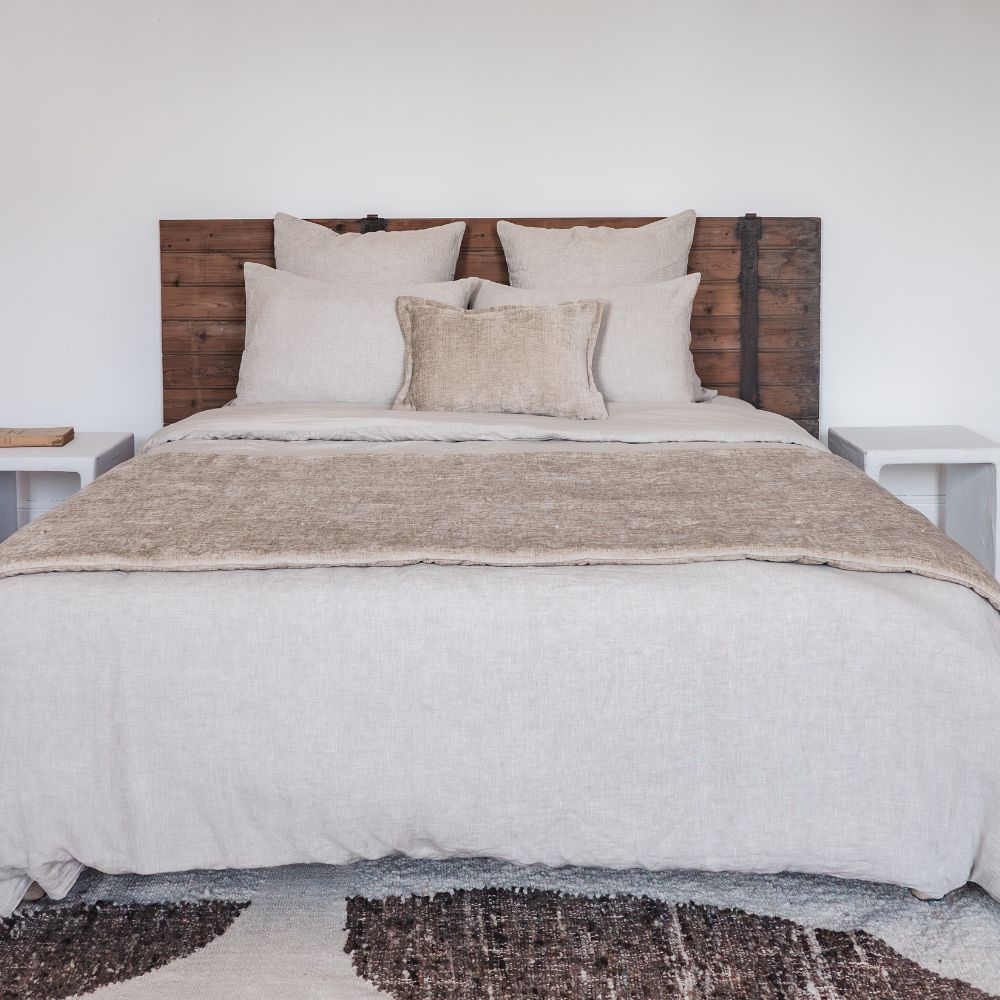 Coussin velours chenille "Zorro" - Amande