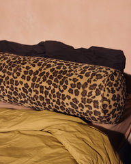 Coussin traversin motif panthère extra large