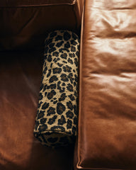 Petit coussin traversin motif panthère