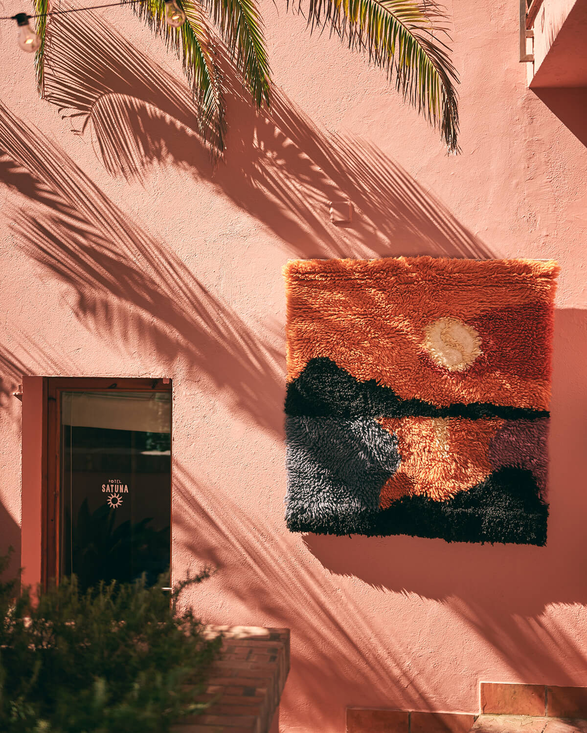 Tenture murale tufting "Sundown"