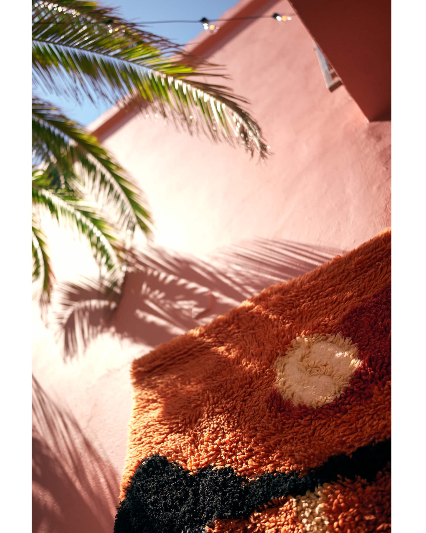 Tenture murale tufting "Sundown"