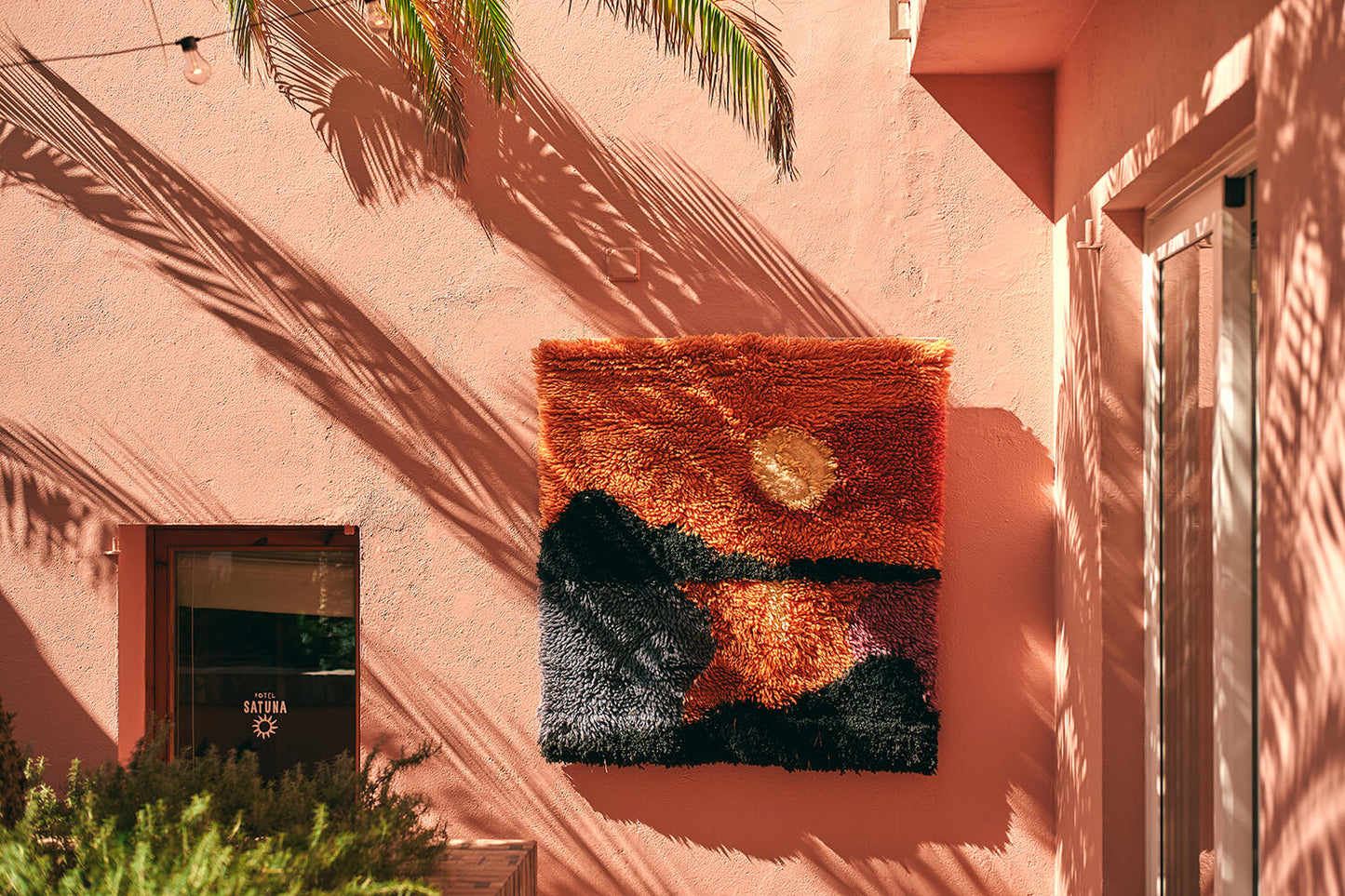 Tenture murale tufting "Sundown"