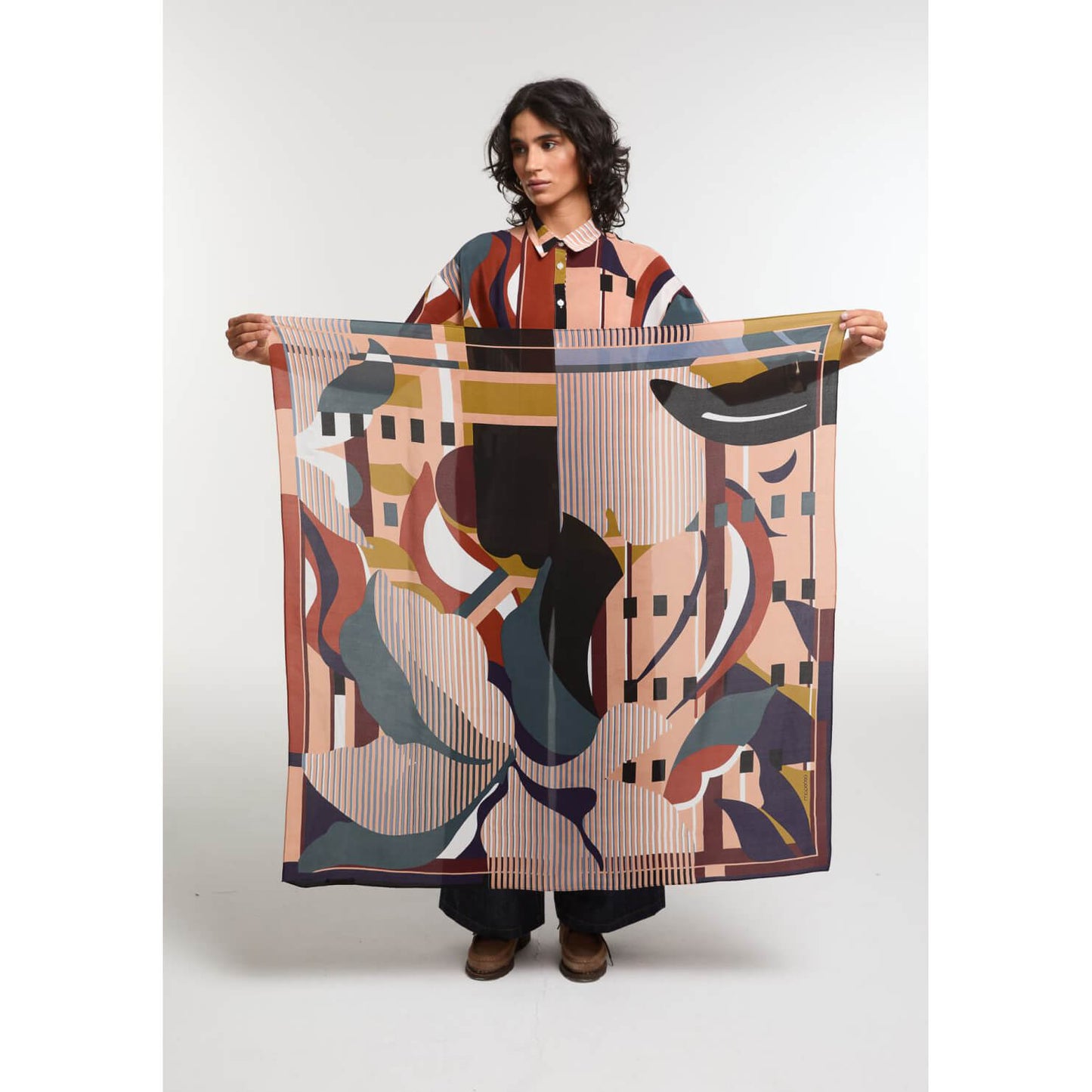 Grand carré en soie "Bois Sacré"