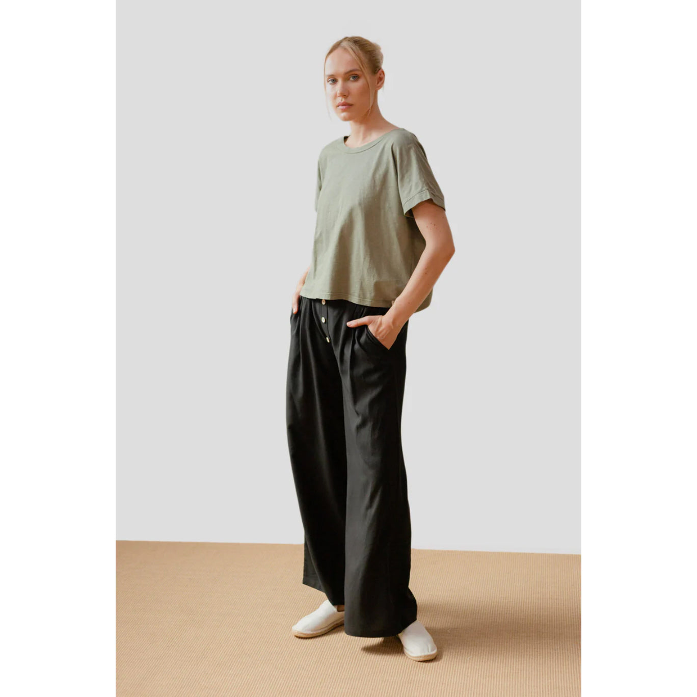 Tee-shirt dos-nu - Olive